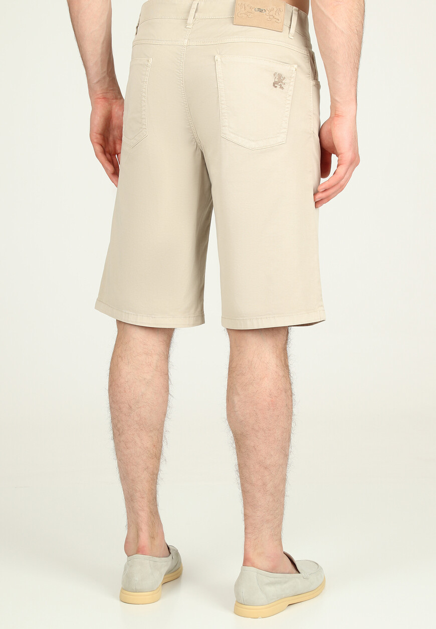 шорты  из италии вид сбоку