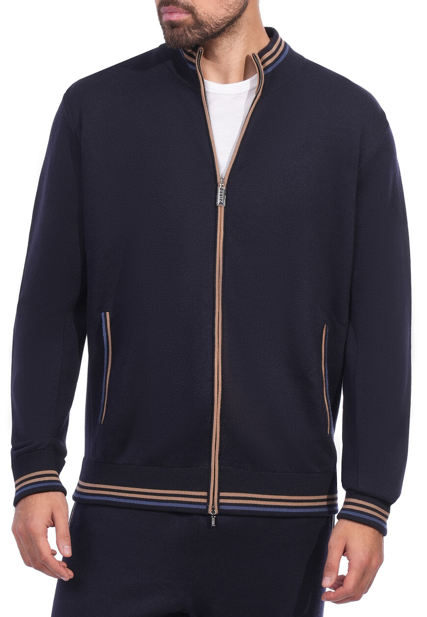 костюм спортивный  от бренда zilli вид слева