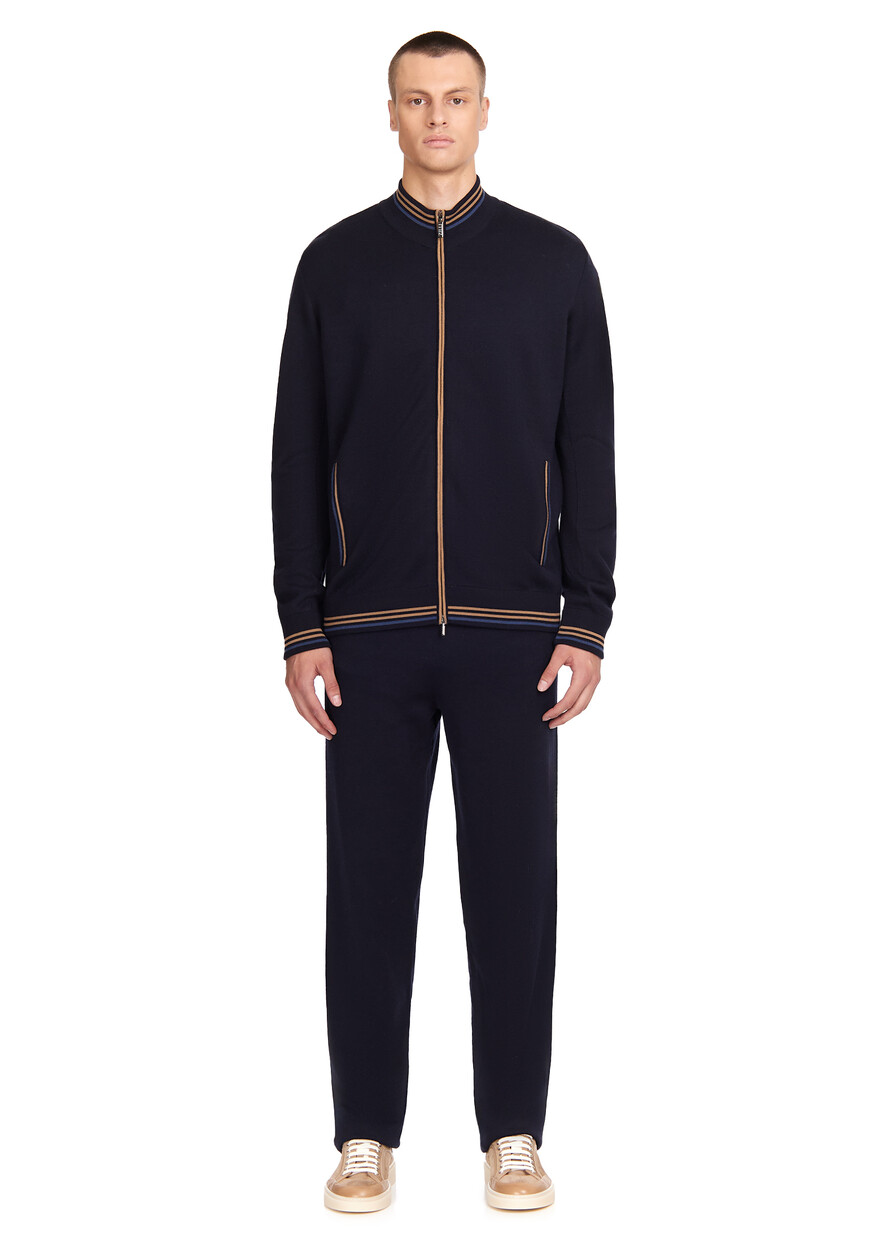 костюм спортивный  от бренда zilli вид слева