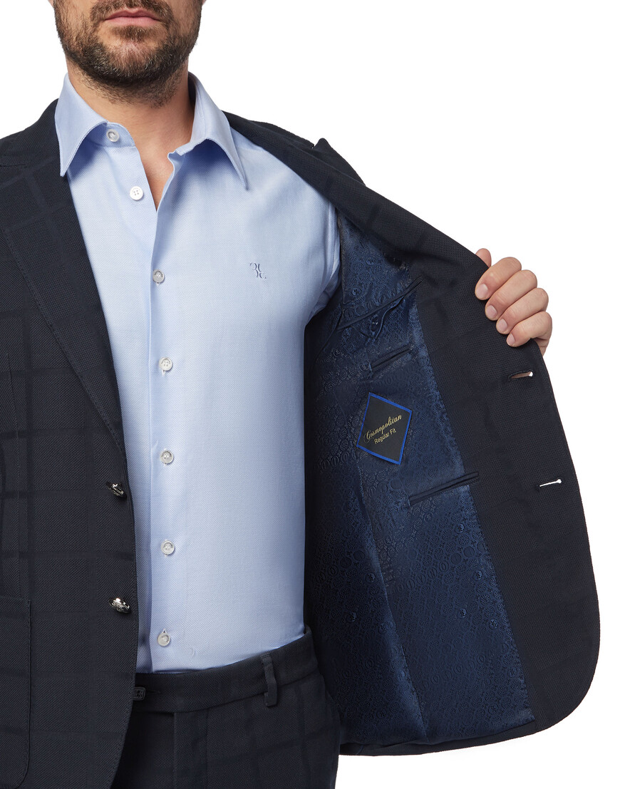 Товар синего цвета с внутренней стороны