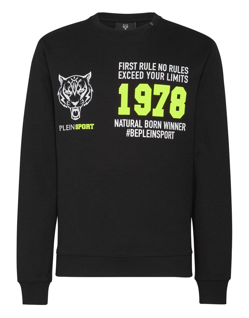 толстовка  от бренда plein sport вид слева