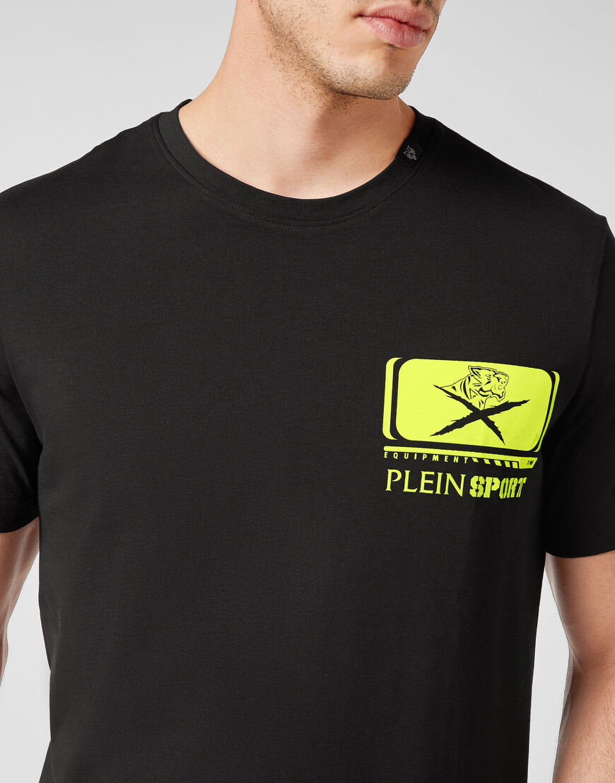 футболка  UABC-MTK6706-STE003N_0201 со скидкой