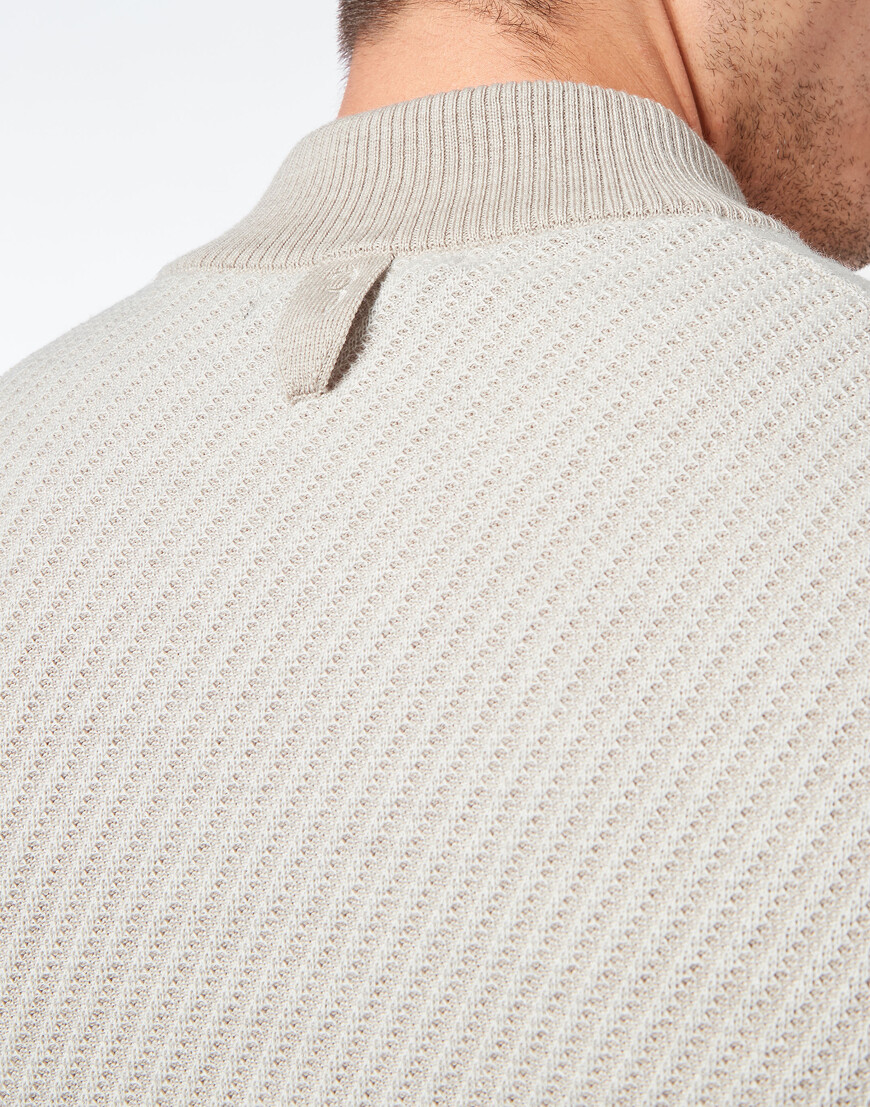 куртка  из проверенных материалов спереди