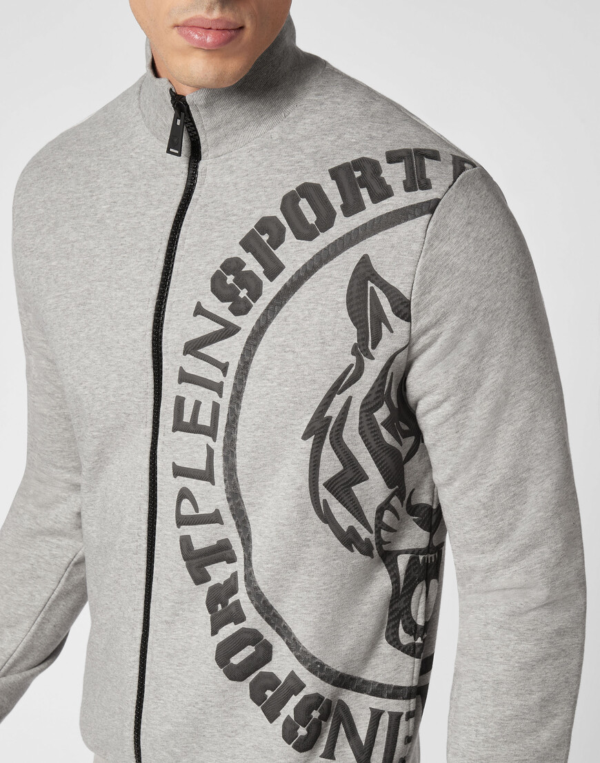 куртка  из проверенных материалов спереди