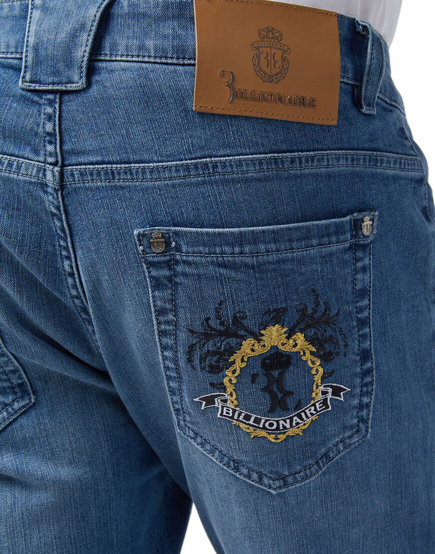 Товар голубого цвета с внутренней стороны