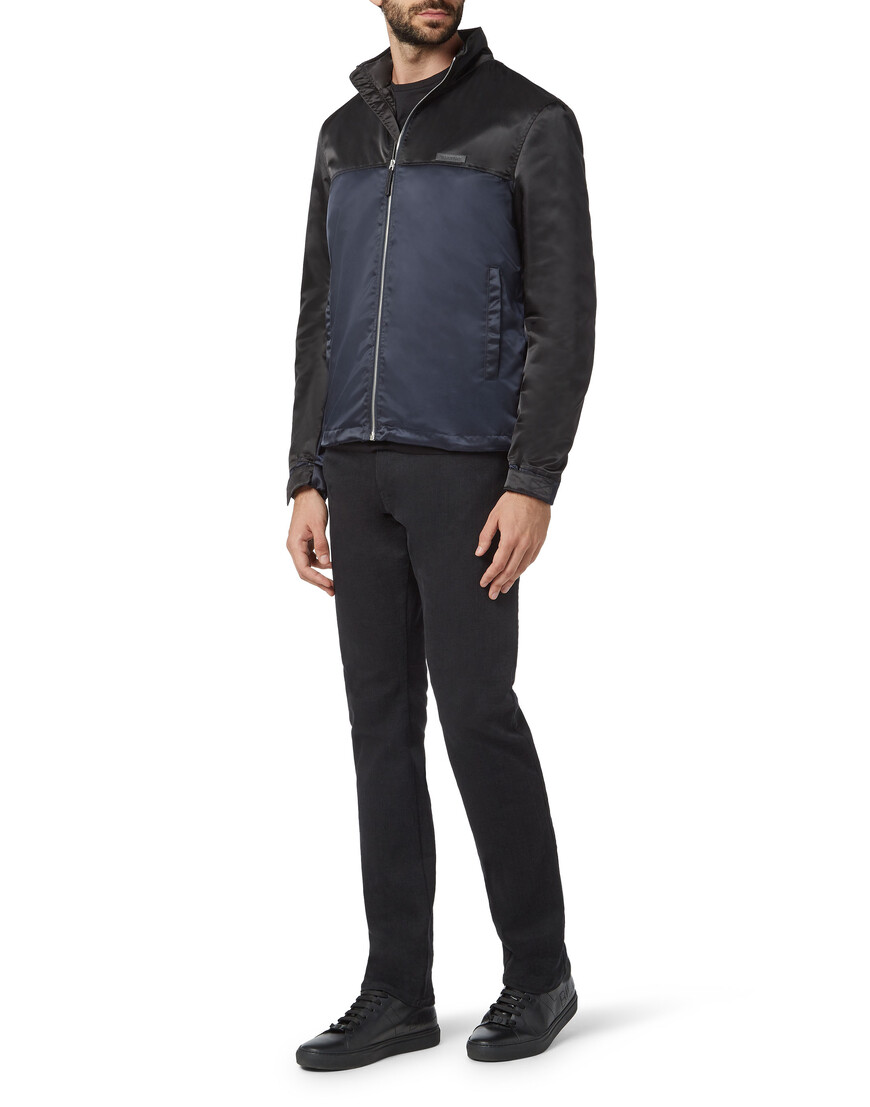 куртка  из италии вид сбоку