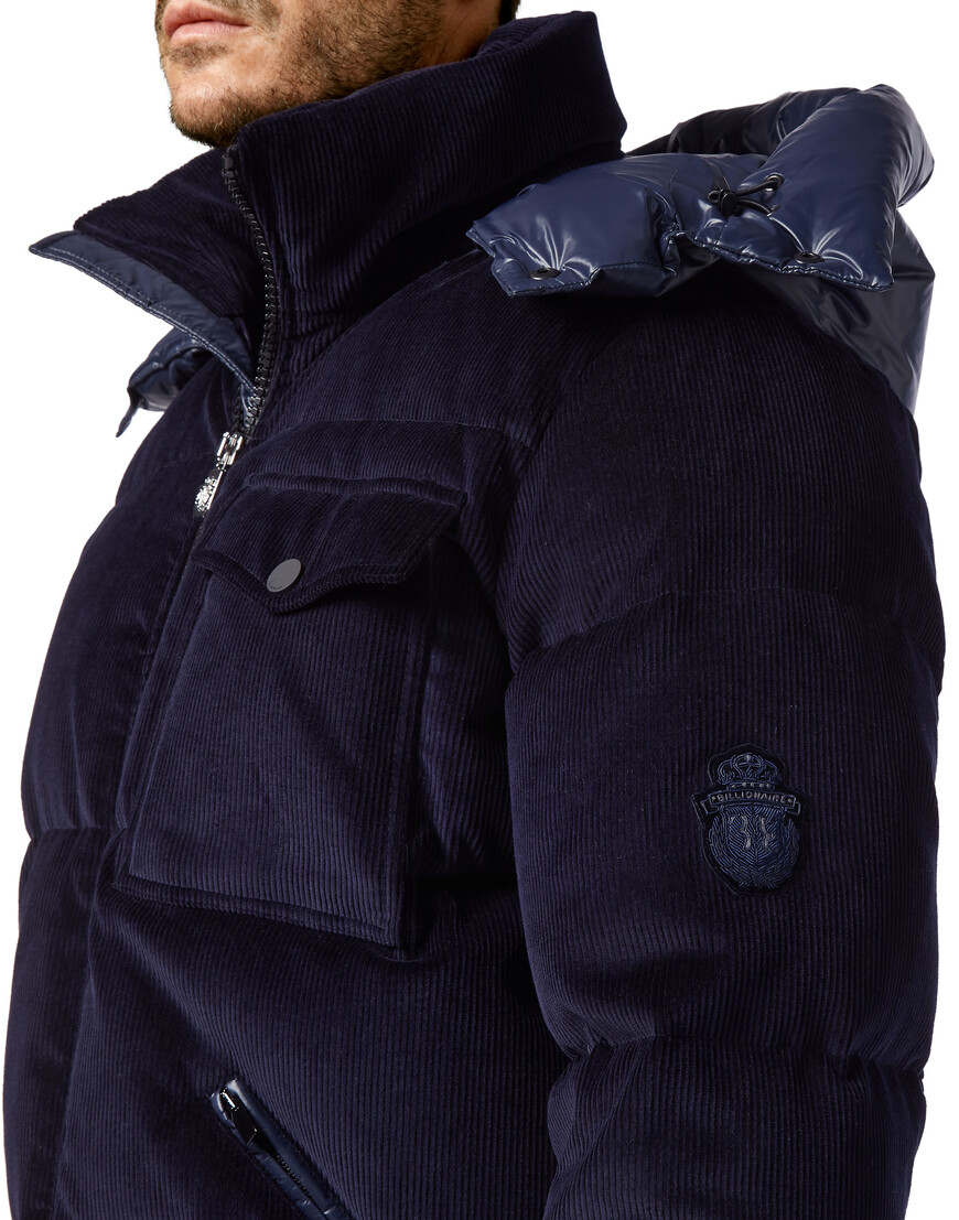 Товар синего цвета по низкой цене