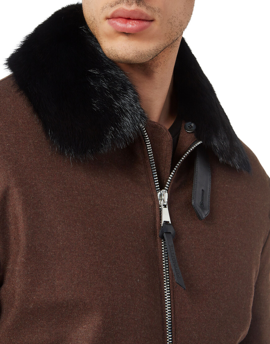 бомбер  из проверенных материалов спереди