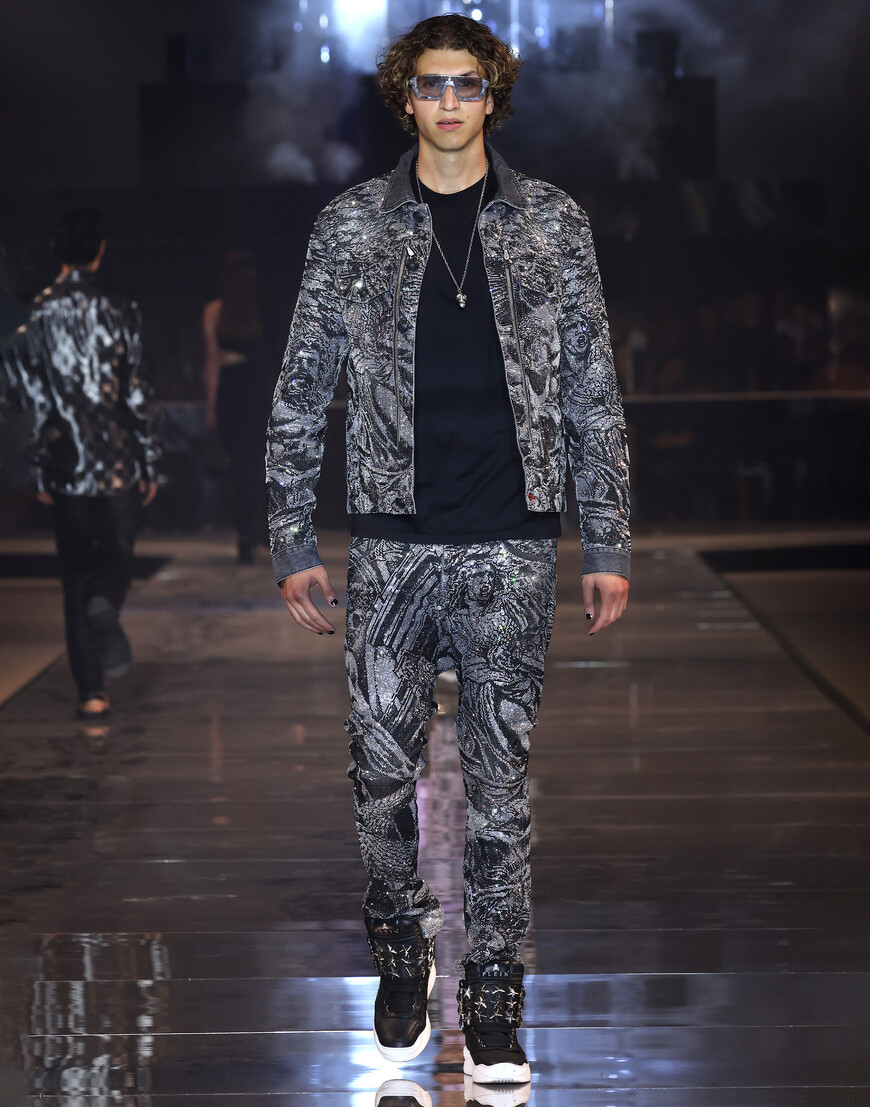 джинсы прямые  PACC-MDT3422-PDE004N_10KR по распродаже