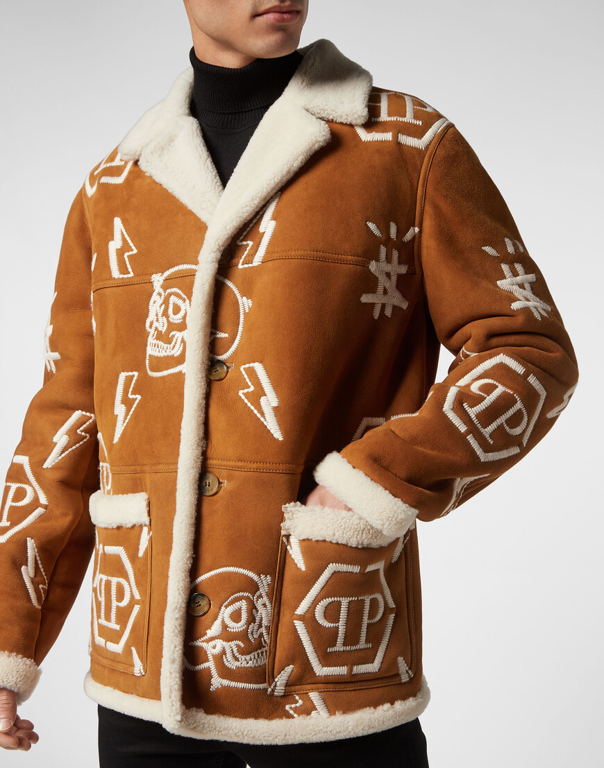 пальто  из проверенных материалов спереди