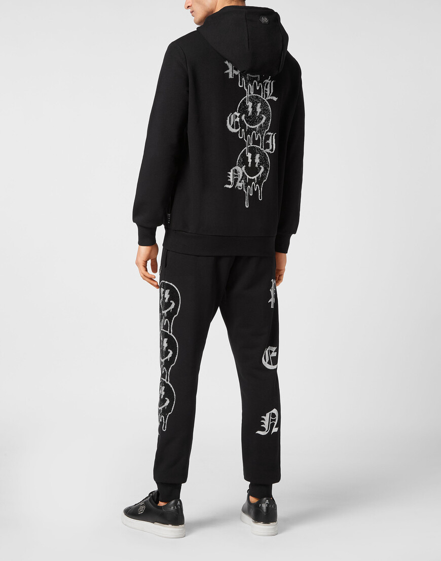 костюм  из америки вид сбоку