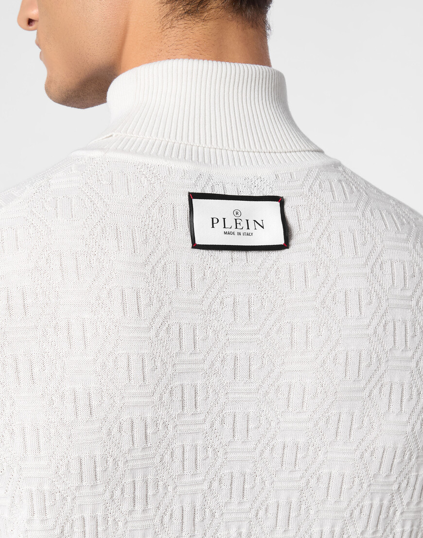 свитер  AADC-MKK0287-PTE108N_01 со скидкой