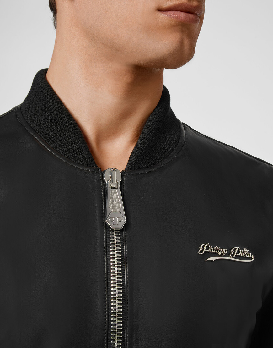 бомбер  из проверенных материалов спереди