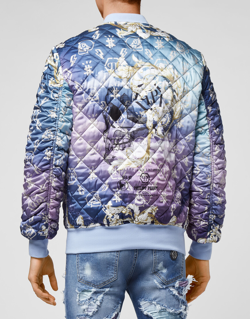 бомбер  из америки вид сбоку