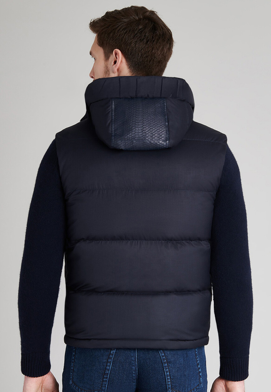 жилет  из италии вид сбоку