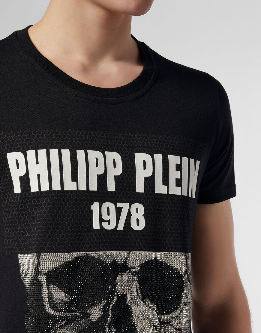 футболка  F19C-MTK3554-PJY002N_0201 со скидкой