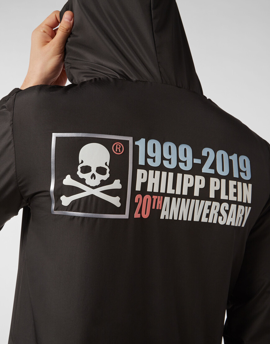 пуховик  из проверенных материалов спереди