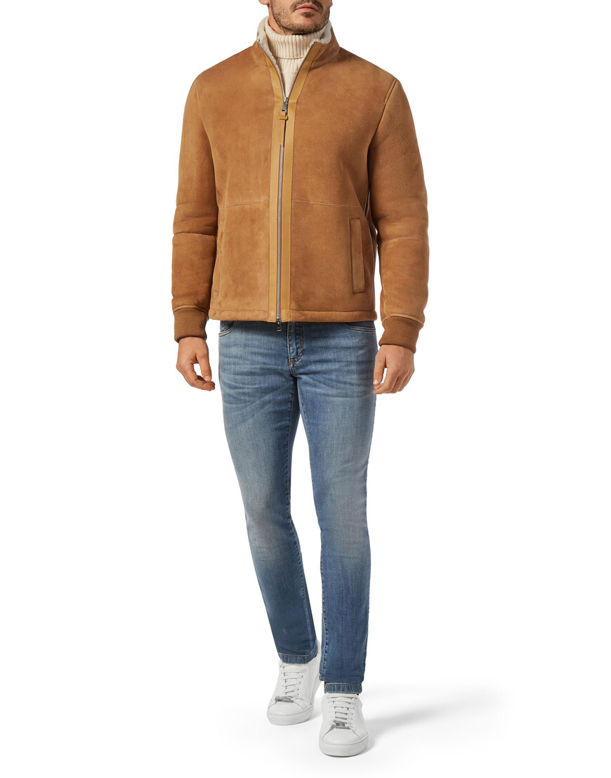 кожаная куртка  из италии вид сбоку