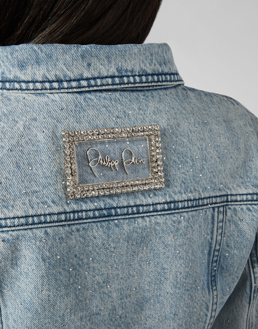 джинсовая куртка  P20C-WDB0388-PDE004N_07ar по распродаже