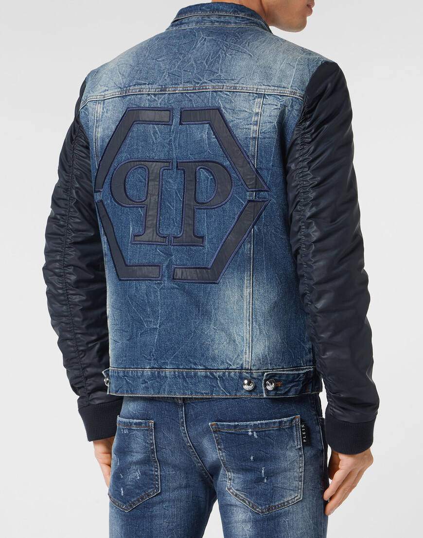 джинсовая куртка  из америки вид сбоку