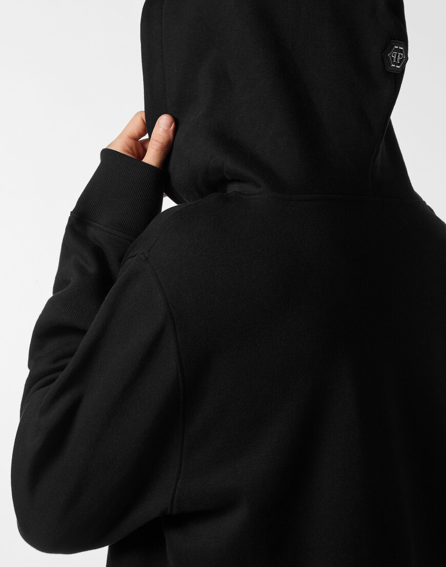 худи  FAEC-MJB3747-PTE003N_02 на официальном сайте