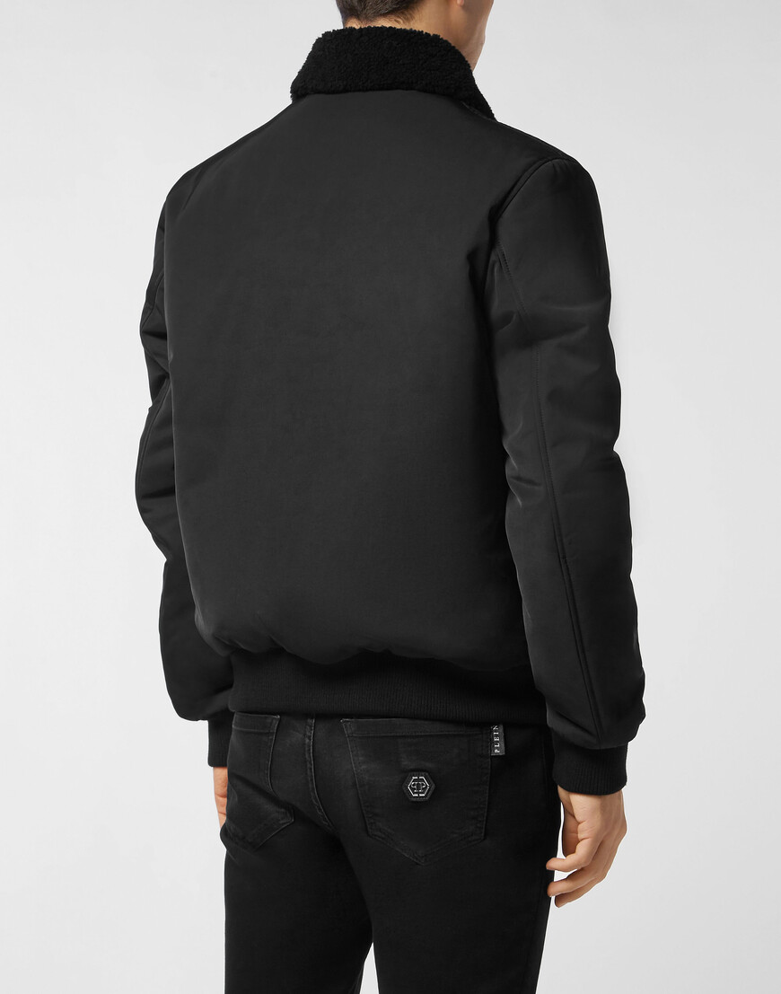 куртка  из америки вид сбоку