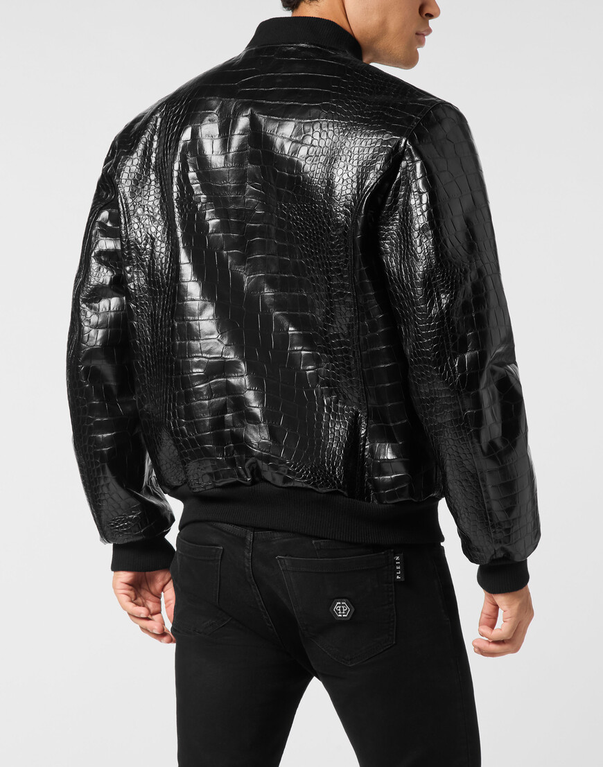 бомбер  из америки вид сбоку