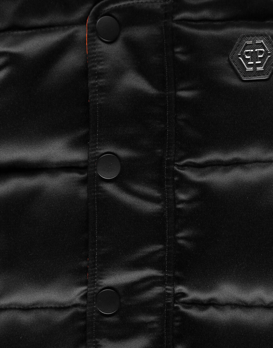 пуховик  из америки вид сбоку