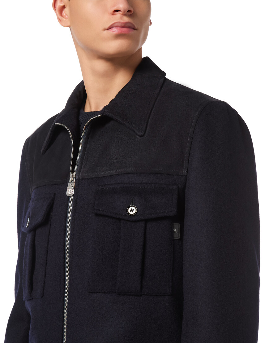 куртка  из проверенных материалов спереди