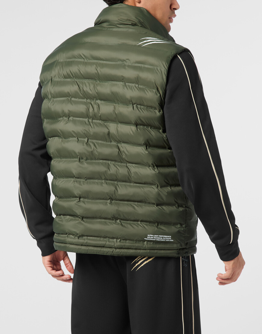 жилет  из италии вид сбоку