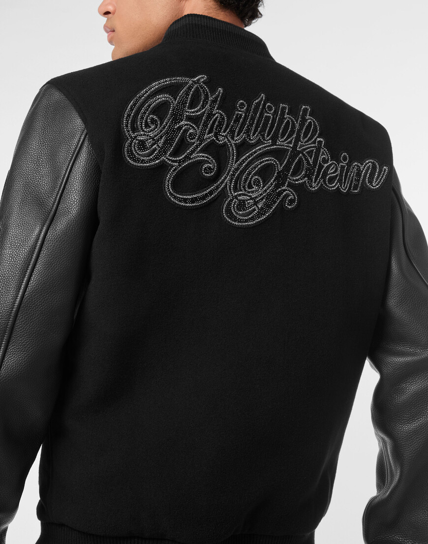 бомбер  из проверенных материалов спереди