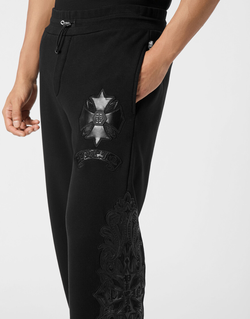 брюки спортивные  из проверенных материалов спереди